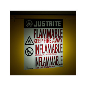 Justrite FM Approved Flammable Liquids Cabinet 1118mm H 8915001